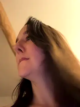 Snapshot of _Juliette chatting on October 30, 2025, 9:37 pm Juliette online show from October 30, 2025, 9:37 pm