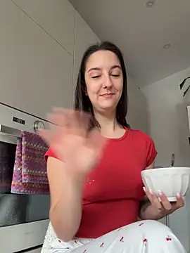 Snapshot of _Juliette chatting on December 2, 2025, 10:09 am Juliette online show from December 2, 2025, 10:09 am