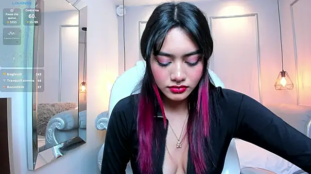 AzuraKindong online show from February 9, 2025, 12:28 am