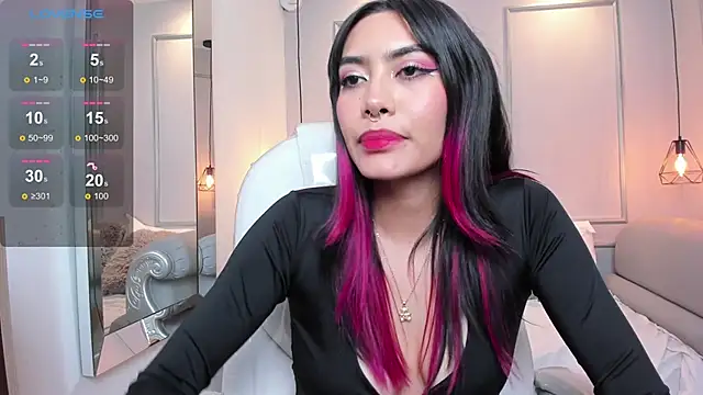 AzuraKindong online show from February 19, 2025, 1:18 am