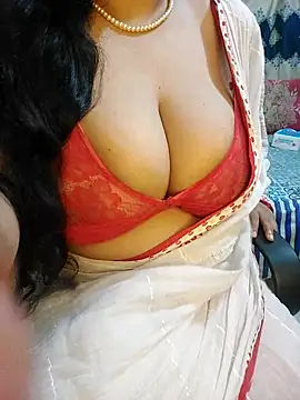 Snapshot of Adiba_2 chatting on October 6, 2025, 5:21 pm Adiba 2 online show from October 6, 2025, 5:21 pm