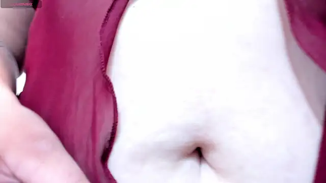 Snapshot of bonnyy26 chatting on October 18, 2025, 9:21 am bonnyy26 online show from October 18, 2025, 9:21 am