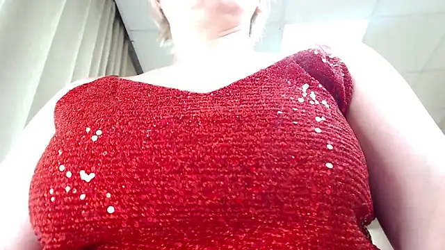 BlondeBrilliant7 online show from January 18, 2025, 12:26 pm