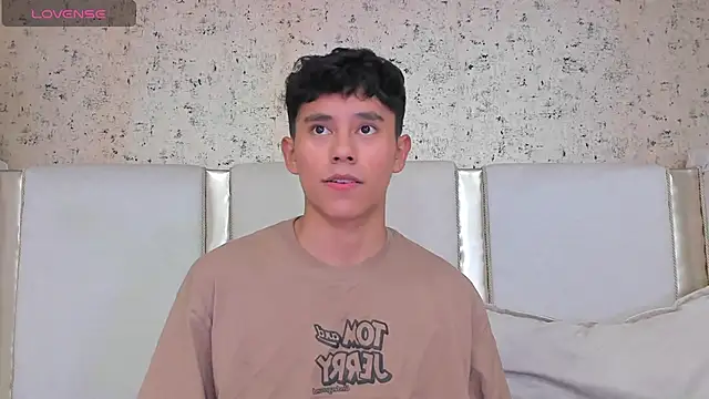 Angel esteban fx online show from January 11, 2025, 3:55 am