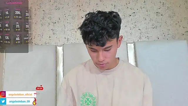 Angel esteban fx online show from January 16, 2025, 10:42 am