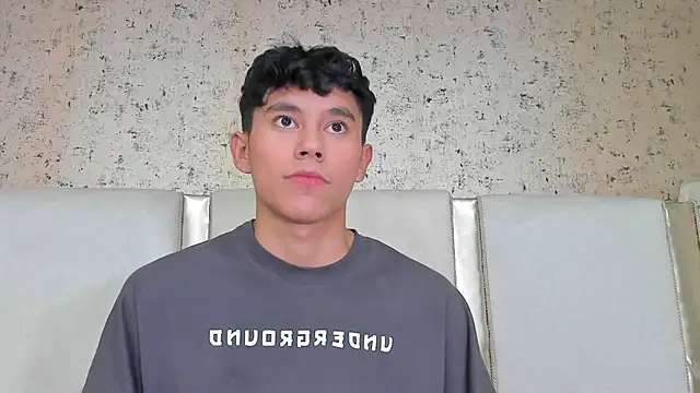 Angel esteban fx online show from January 19, 2025, 4:01 am