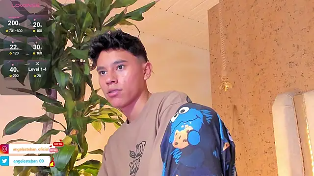 Angel esteban fx online show from February 2, 2025, 7:20 am