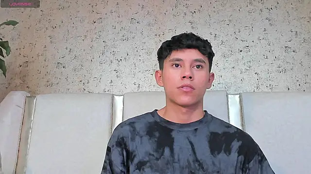 Angel esteban fx online show from February 22, 2025, 3:45 am