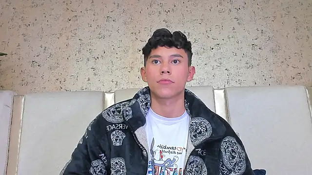 Angel esteban fx online show from March 23, 2025, 3:43 am