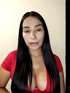 Snapshot of AngiieCortez chatting on October 13, 2025, 6:46 am AngiieCortez online show from October 13, 2025, 6:46 am