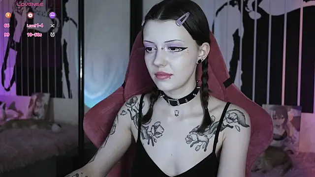 Snapshot of prettybones chatting on February 27, 2025, 6:09 pm prettybones online show from February 27, 2025, 6:09 pm
