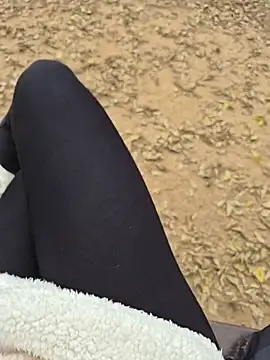 Snapshot of SexyErola27 chatting on December 14, 2025, 12:10 pm SexyErola27 online show from December 14, 2025, 12:10 pm