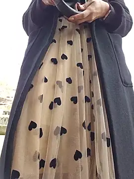 Snapshot of SexyErola27 chatting on December 15, 2025, 11:47 am SexyErola27 online show from December 15, 2025, 11:47 am