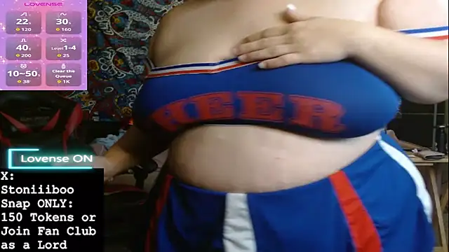 Snapshot of Stoniiiboo chatting on November 29, 2025, 1:36 pm Stoniiiboo online show from November 29, 2025, 1:36 pm