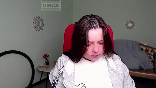 Lily flower7 online show from January 27, 2025, 6:41 am