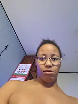 Snapshot of samone9 chatting on January 10, 2025, 6:42 am samone9 online show from January 10, 2025, 6:42 am