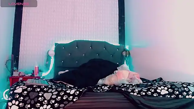 twoblacksexy online show from December 10, 2024, 5:22 pm