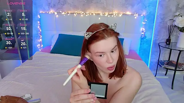 Snapshot of LucyHornyDoll chatting on December 13, 2024, 6:00 am LucyHornyDoll online show from December 13, 2024, 6:00 am