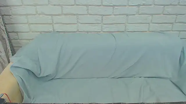 Snapshot of Crazyy_girl_ chatting on December 23, 2024, 1:24 pm Crazyy girl online show from December 23, 2024, 1:24 pm