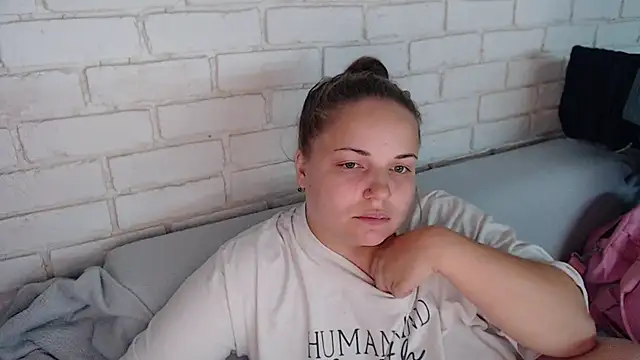 Snapshot of Crazyy_girl_ chatting on September 21, 2025, 3:46 pm Crazyy girl online show from September 21, 2025, 3:46 pm