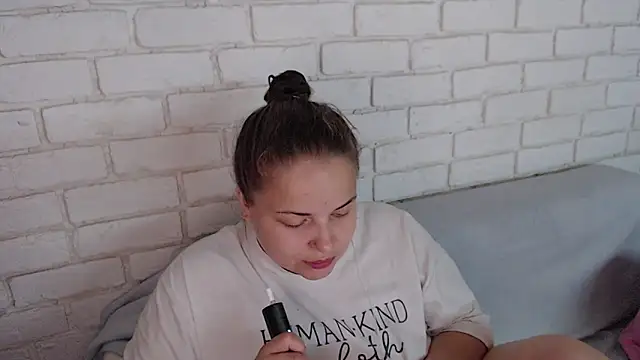 Snapshot of Crazyy_girl_ chatting on September 22, 2025, 1:46 pm Crazyy girl online show from September 22, 2025, 1:46 pm