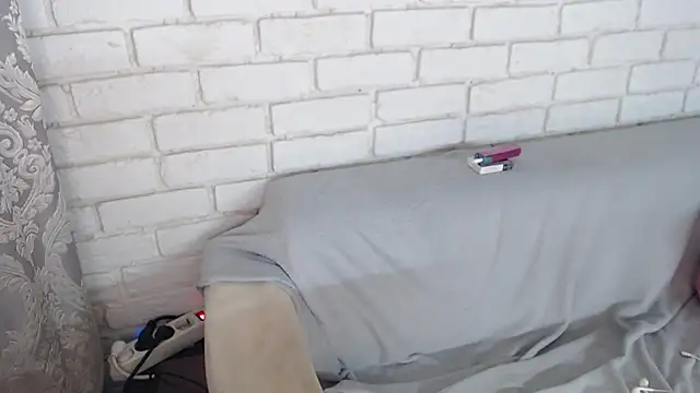 Snapshot of Crazyy_girl_ chatting on November 9, 2025, 2:26 pm Crazyy girl online show from November 9, 2025, 2:26 pm