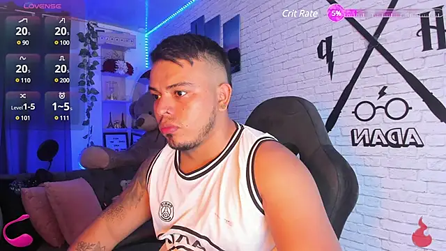 Snapshot of Naughty_Charly chatting on February 9, 2025, 9:17 pm Naughty Charly online show from February 9, 2025, 9:17 pm