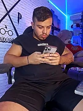 Snapshot of Naughty_Charly chatting on March 1, 2025, 3:27 pm Naughty Charly online show from March 1, 2025, 3:27 pm