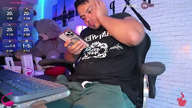 Snapshot of Naughty_Charly chatting on March 18, 2025, 8:48 pm Naughty Charly online show from March 18, 2025, 8:48 pm