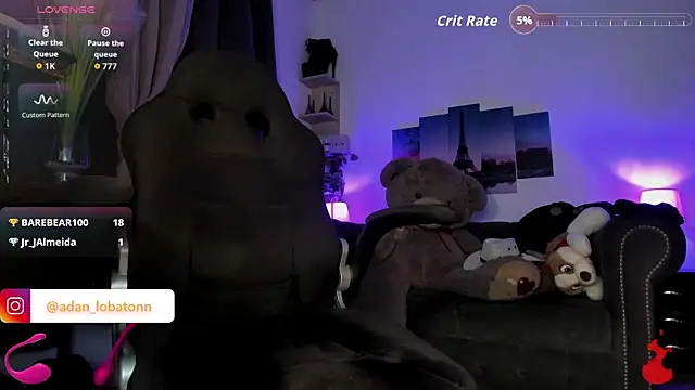 Snapshot of Naughty_Charly chatting on September 10, 2025, 4:12 am Naughty Charly online show from September 10, 2025, 4:12 am