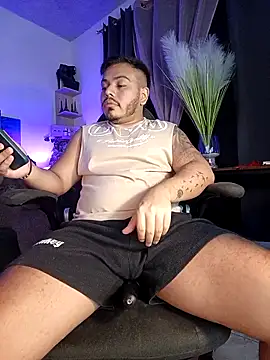 Snapshot of Naughty_Charly chatting on September 14, 2025, 12:54 am Naughty Charly online show from September 14, 2025, 12:54 am