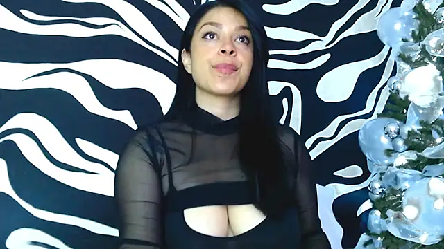 Snapshot of lilith_luv chatting on December 12, 2024, 8:25 am lilith luv online show from December 12, 2024, 8:25 am