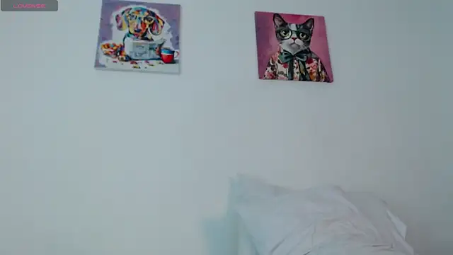 Snapshot of lilith_luv chatting on November 18, 2025, 4:39 am lilith luv online show from November 18, 2025, 4:39 am