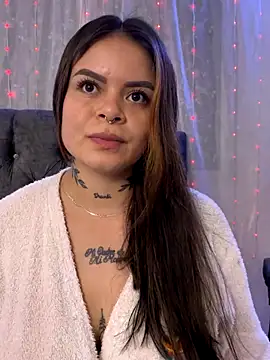 ivanna rivera online show from November 12, 2025, 8:41 pm