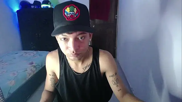 Snapshot of Sxntisaul__ chatting on February 11, 2025, 3:29 pm Sxntisaul online show from February 11, 2025, 3:29 pm