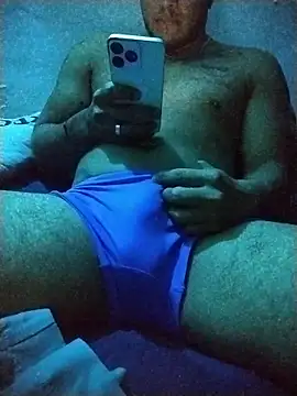 Snapshot of Woofer_dick chatting on November 28, 2025, 4:15 am Woofer dick online show from November 28, 2025, 4:15 am