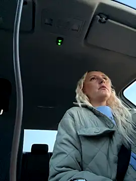 MerlinDave online show from October 31, 2025, 1:06 am