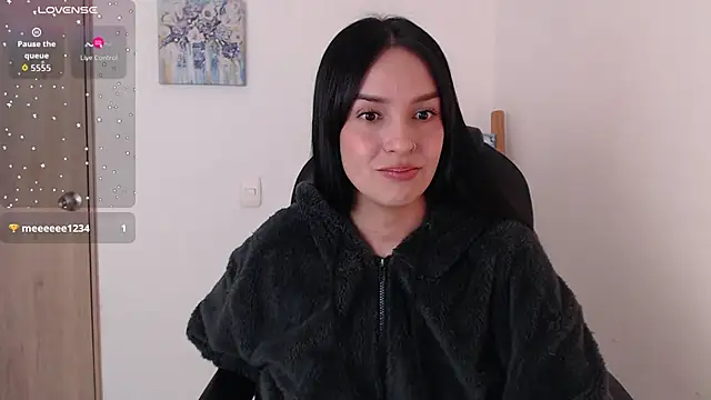 sakura-mail online show from November 23, 2025, 10:42 pm