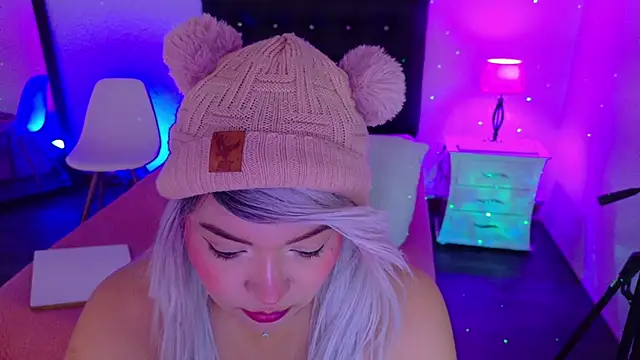 Snapshot of Cuckold_lover69 chatting on January 30, 2025, 3:55 am Cuckold lover69 online show from January 30, 2025, 3:55 am