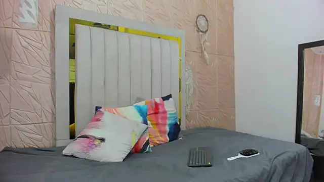 Ammy Connor1 online show from November 22, 2025, 9:14 pm