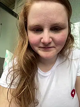 Snapshot of GingerSnap33 chatting on February 23, 2025, 8:00 pm GingerSnap33 online show from February 23, 2025, 8:00 pm