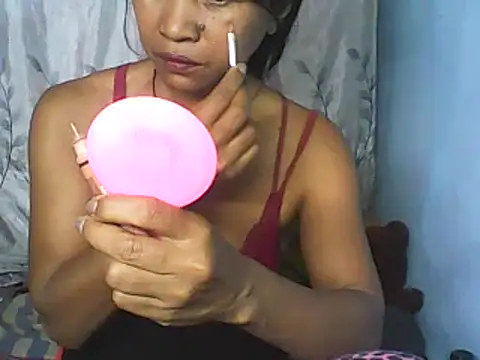 nene belle online show from October 16, 2025, 6:47 am