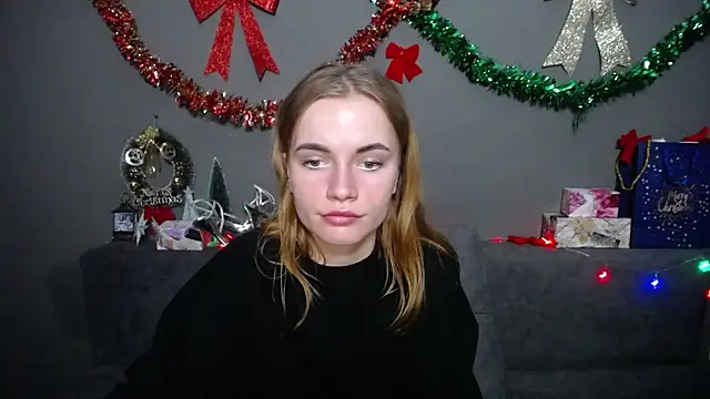 MargaritaKiss online show from December 15, 2025, 7:29 pm