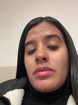 EmelyRogers online show from December 19, 2025, 8:27 pm