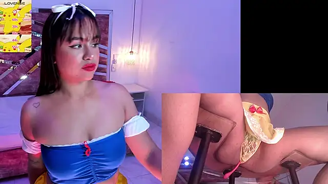 Snapshot of Alice_Roys chatting on October 27, 2025, 9:30 pm Alice Roys online show from October 27, 2025, 9:30 pm