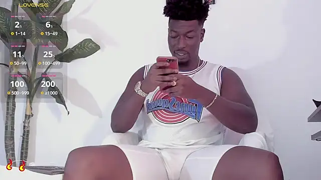 Snapshot of michaell_james7 chatting on December 2, 2025, 6:58 pm michaell james7 online show from December 2, 2025, 6:58 pm