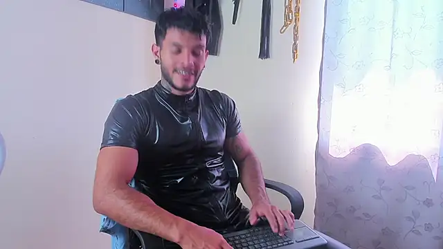Snapshot of JuanBlade chatting on January 12, 2025, 4:08 pm JuanBlade online show from January 12, 2025, 4:08 pm
