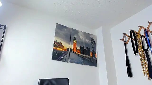 JuanBlade online show from November 27, 2025, 3:25 pm