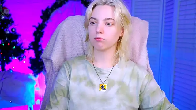 Snapshot of RocKStone_ chatting on December 26, 2024, 4:21 am RocKStone  online show from December 26, 2024, 4:21 am