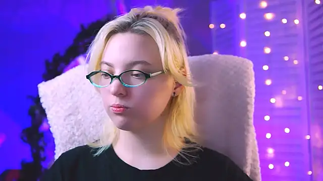 Snapshot of RocKStone_ chatting on January 21, 2025, 10:30 am RocKStone  online show from January 21, 2025, 10:30 am